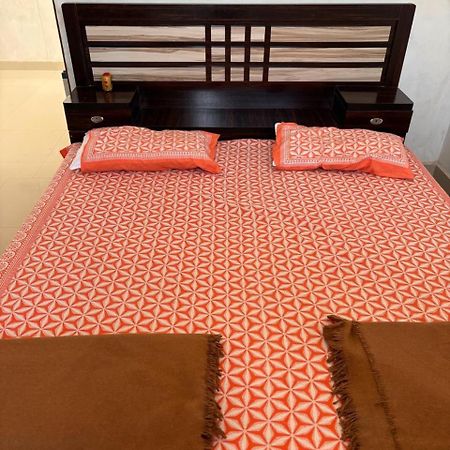Sriram Homestay 01 Km To Sri Ram Mandir Ayodhya エクステリア 写真